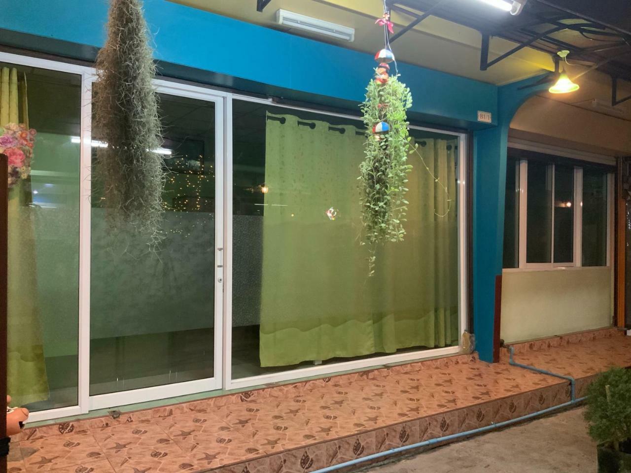 Winny Apartment Rayong Exterior foto